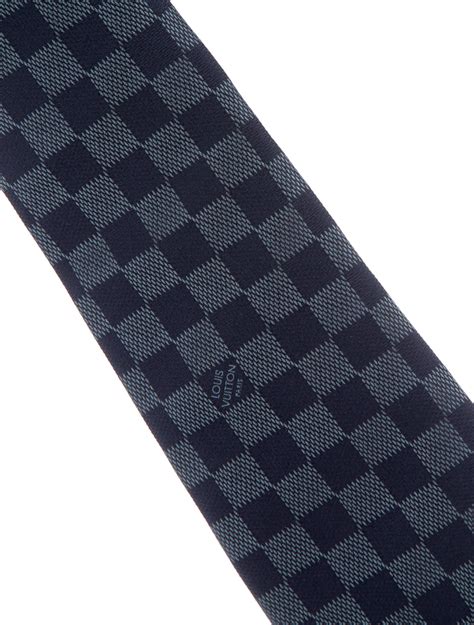 louis vuitton tie.